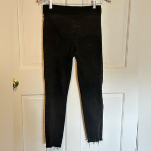Jbrand pull on denim size 28